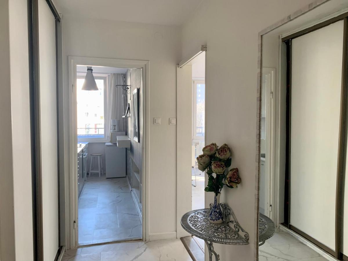 ורשה Perfect Location Two Bedrooms With Balkony מראה חיצוני תמונה